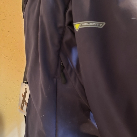 Convert Snowboard Jacket XL NWT - Picture 4 of 8